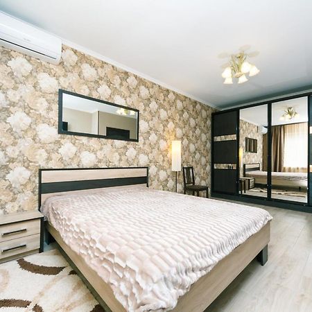 كييف Poznyaky Apartments Patriotika المظهر الخارجي الصورة