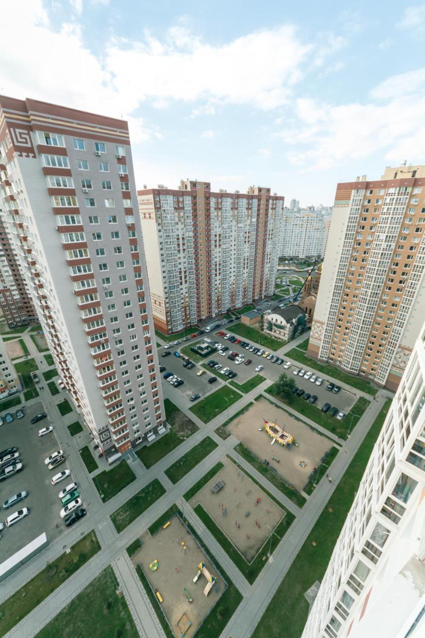 كييف Poznyaky Apartments Patriotika المظهر الخارجي الصورة